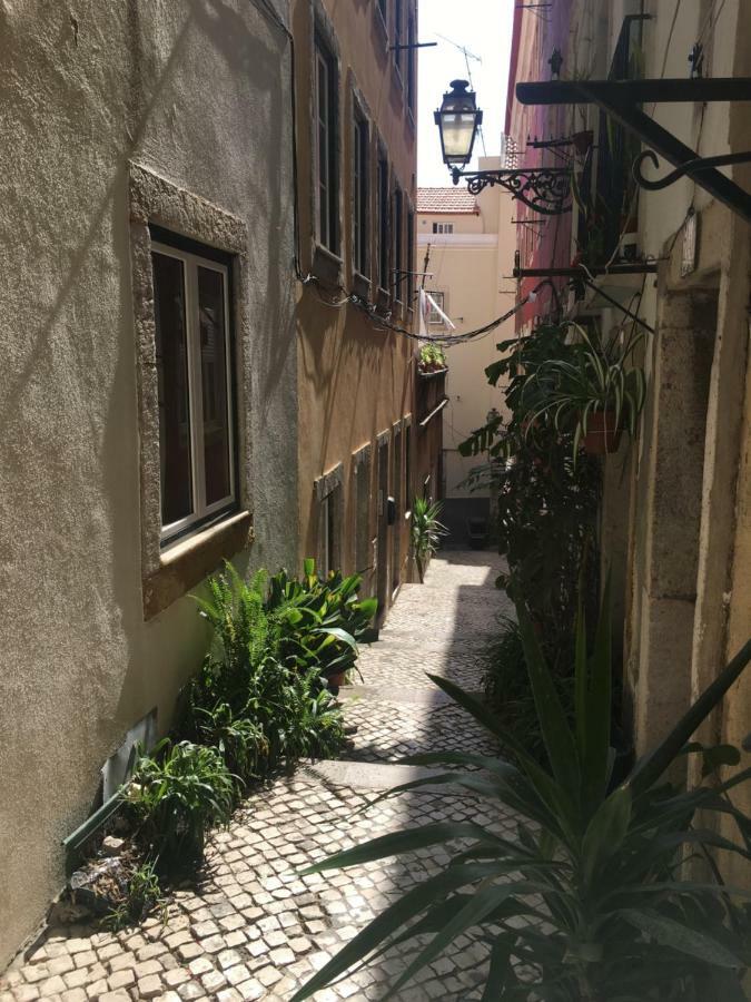 Casa Da Saudade, A Cozy Apartment In Alfama Lisbon Exterior photo